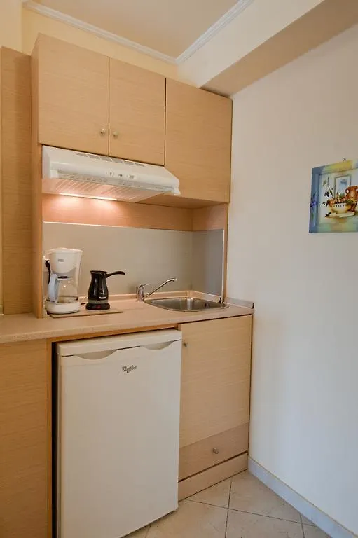 Seydnaya Apartments & Studios Neos Marmaras